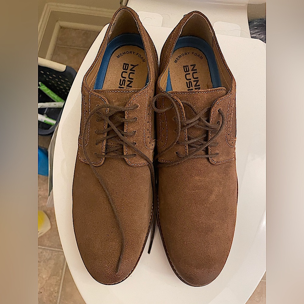 Men’s Leather Dress Shoe. Brand New
